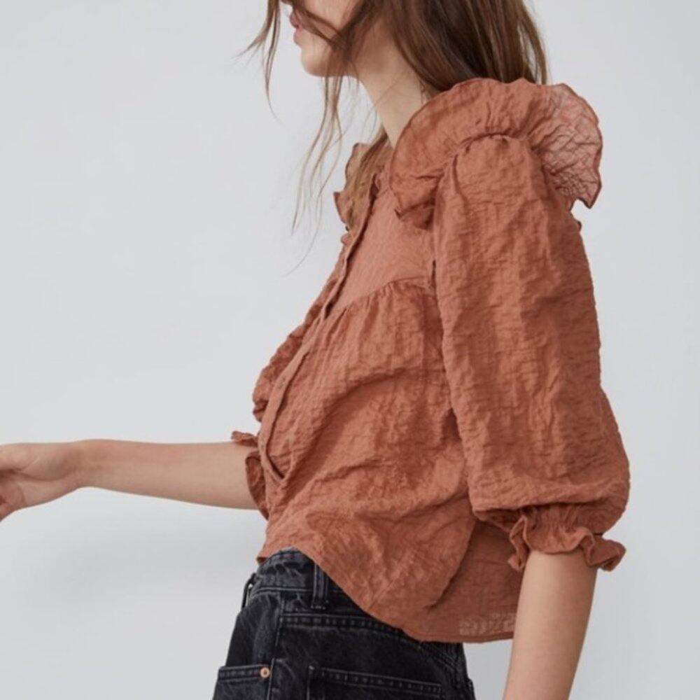 Zara textured crinkled weave ruffled shirt Small - Picture 2 of 8
